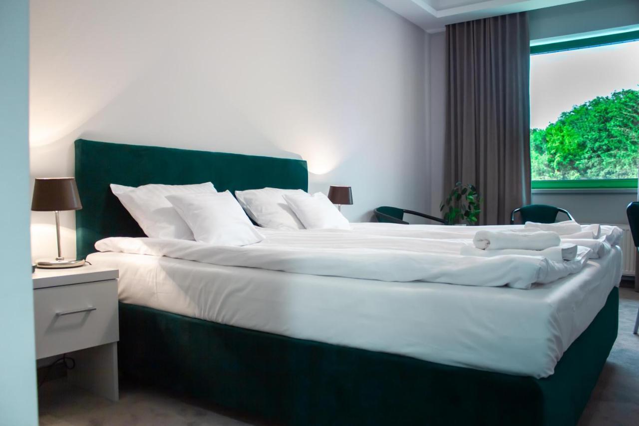 Hotel Promenada Biznes & Wypoczynek Radom Extérieur photo