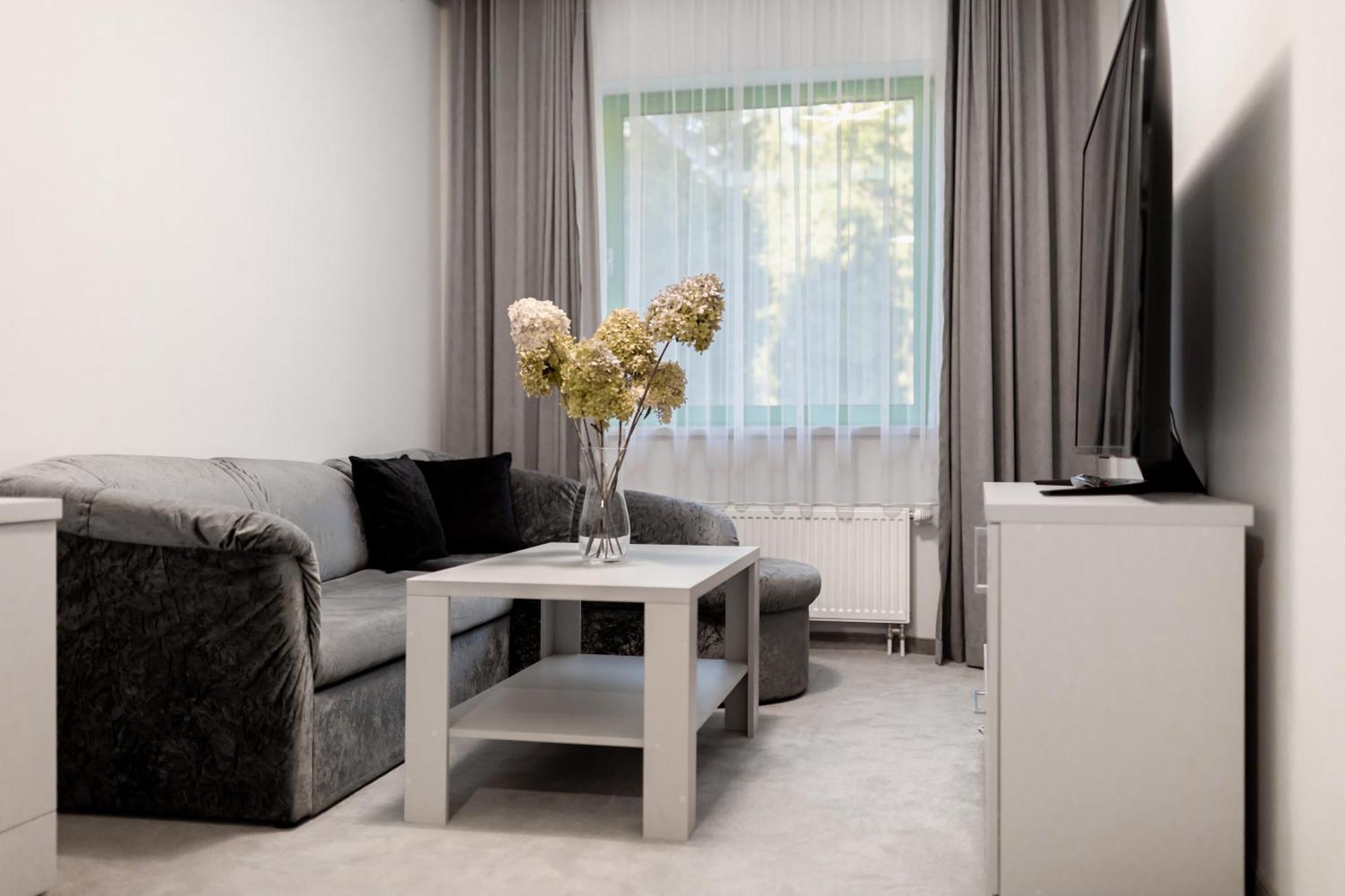 Hotel Promenada Biznes & Wypoczynek Radom Extérieur photo