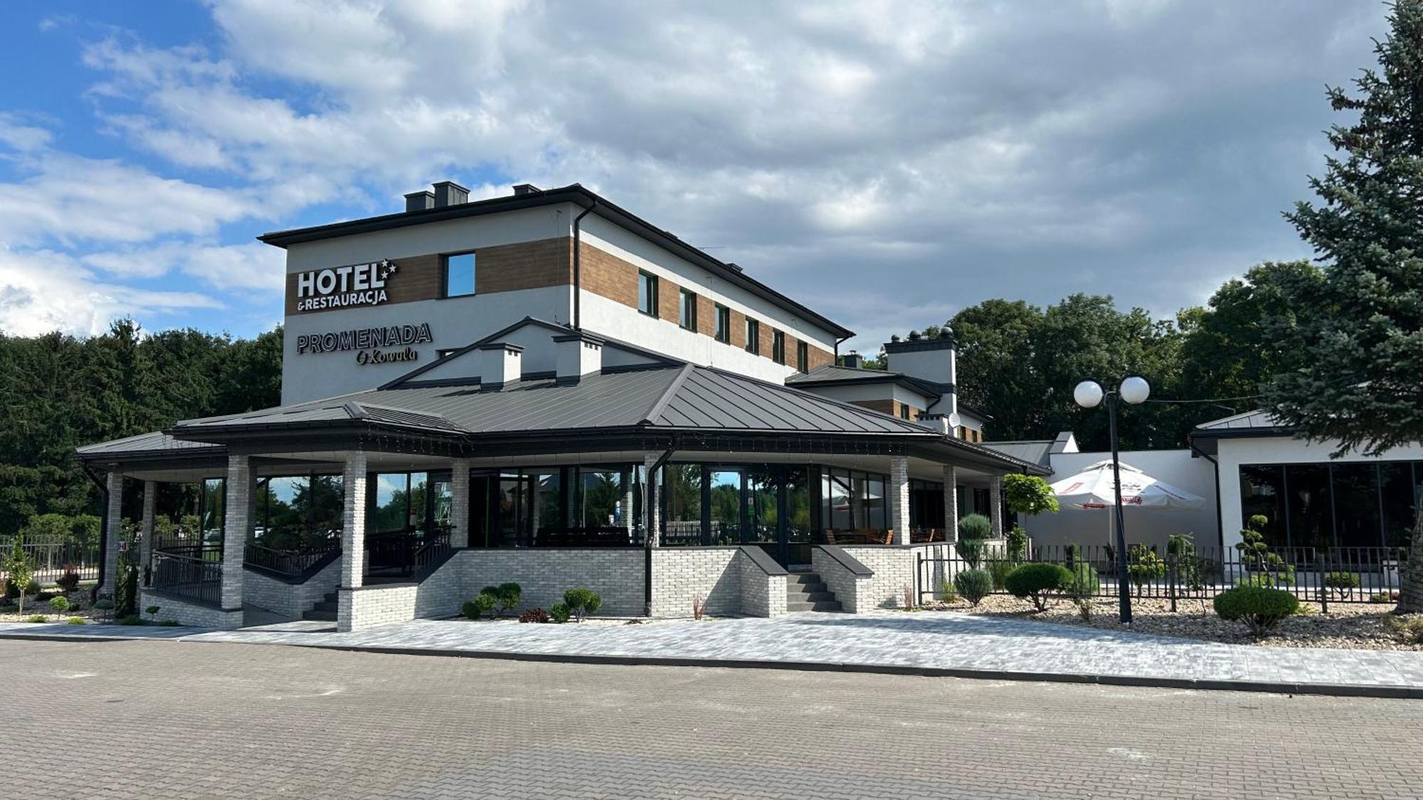 Hotel Promenada Biznes & Wypoczynek Radom Extérieur photo