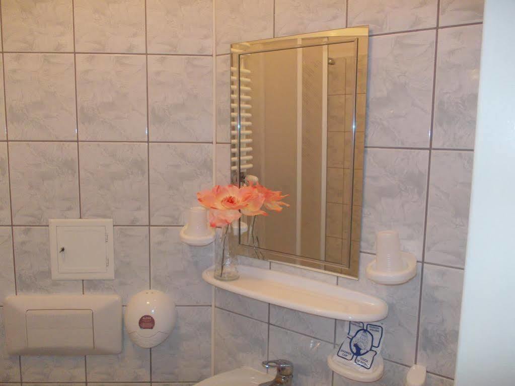 Hotel Promenada Biznes & Wypoczynek Radom Extérieur photo